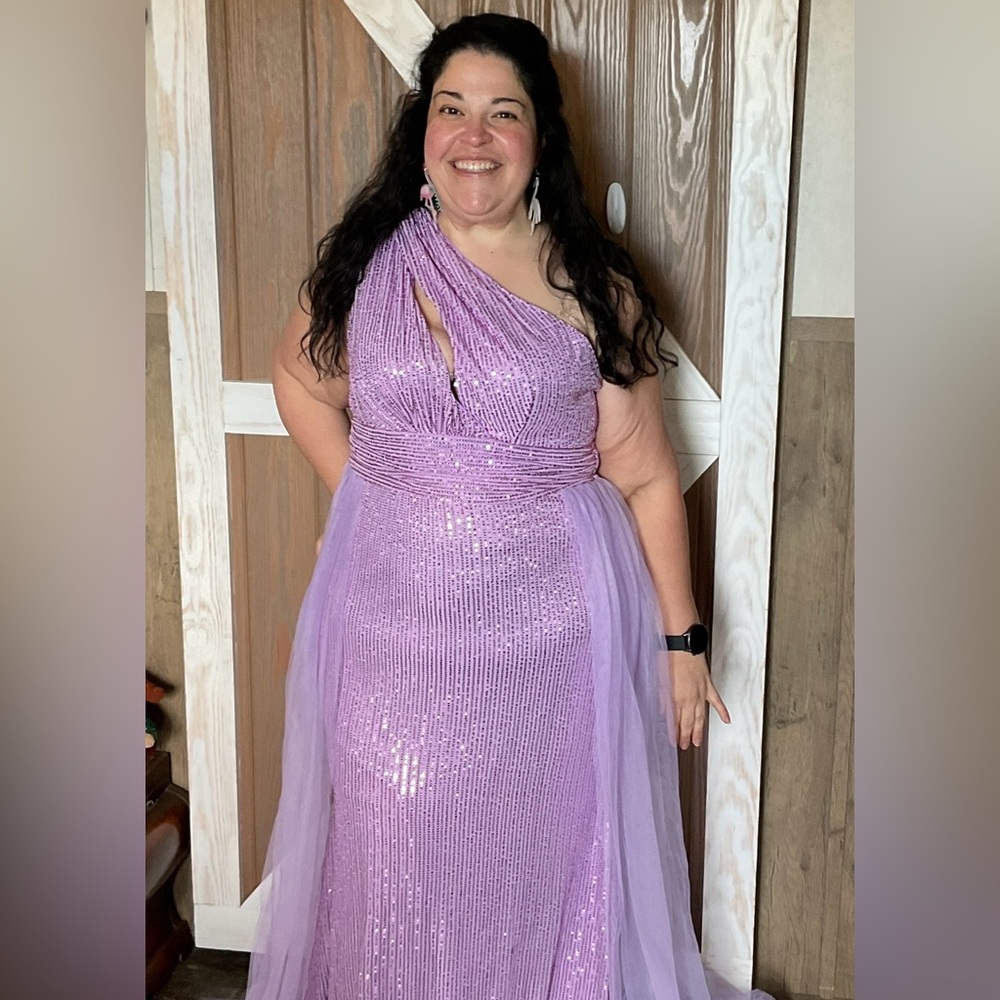 Faeriesty Elegant Purple One-Shoulder Evening Gown with Mesh Overlay. Size 3X - Picture 7 of 8
